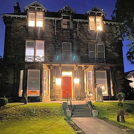 No6 West Coates Hotel