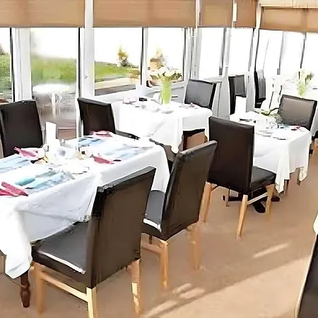 Arden Guest House, Craigmillar Castle Edinburgh