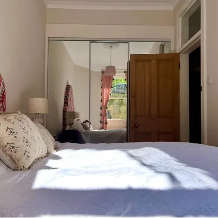 Charming Flat In Quiet Street In Stockbridge Appartamento *