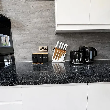 Large Flat In With Mountain Views Εδιμβούργο