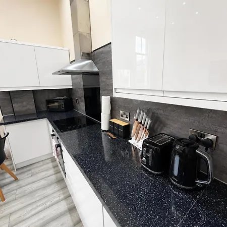 Διαμέρισμα Large Flat In With Mountain Views *