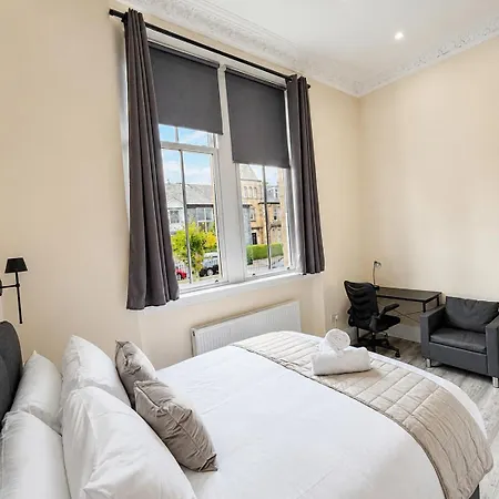 Διαμέρισμα Large Flat In With Mountain Views *