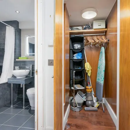 Cosy - Embrace Edinburghs Charm - Pass The Keys Apartment Edinburgh