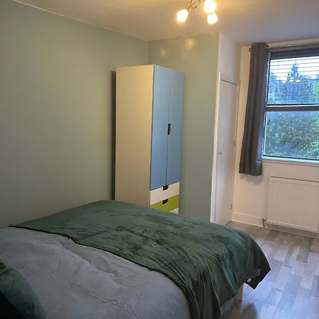 Lauriston 4 Bedroom 7 Beds Duplex Edinburgh