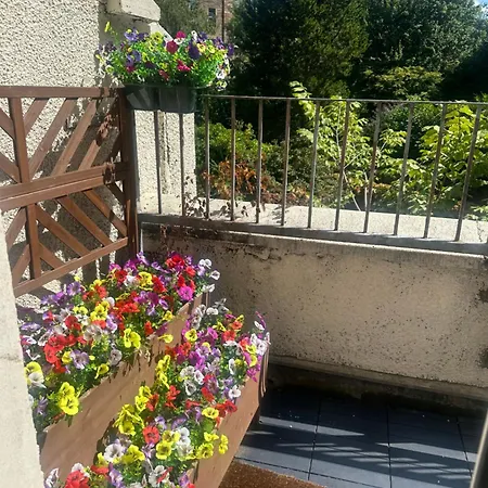 Apartment Lauriston 4 Bedroom 7 Beds Duplex