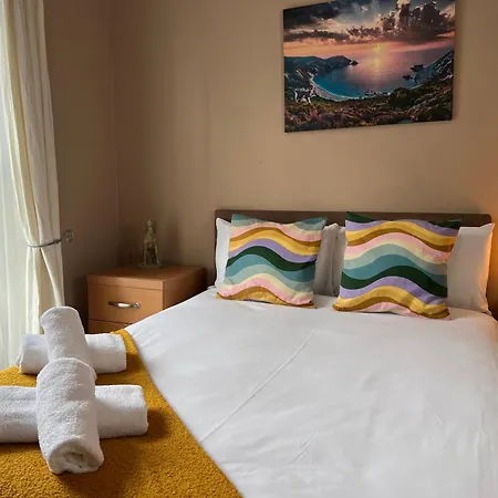 Charming 2bd Flat 10 Minutes To Castle *