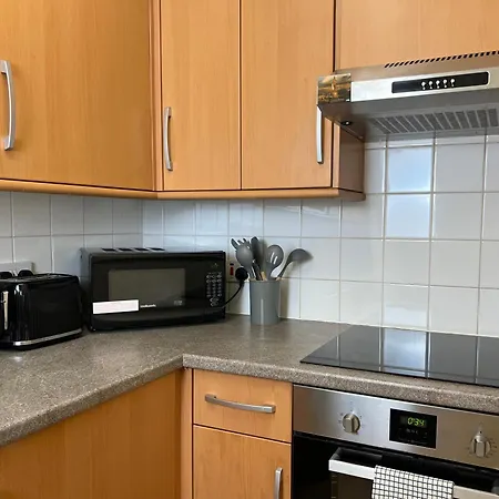 Charming 2bd Flat 10 Minutes To Castle Edimburgo