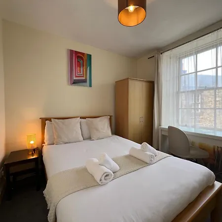 Charming 2bd Flat 10 Minutes To Castle *