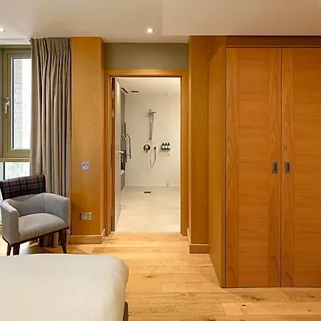 Market Street 4* إدنبرة
