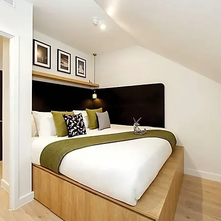 Wilde Grassmarket Hotel