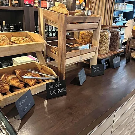 Heeton Concept Queen Street 4* Edinburgh
