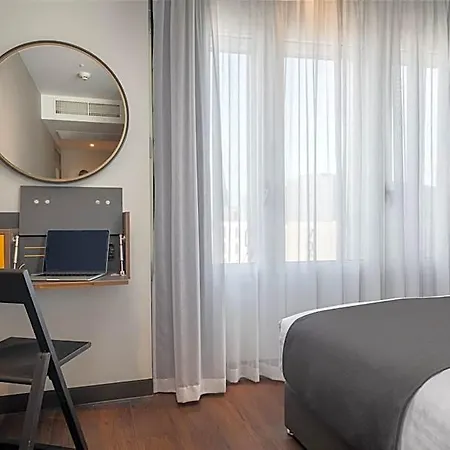 Point A Haymarket 3* إدنبرة