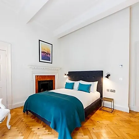 Hotel Linton Collection - 28 North Bridge 4*