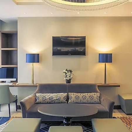 Mercure Haymarket 4*