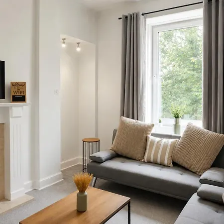 Parking - Sleep 3 - 1 Bedroom - Easy Access Apartment
