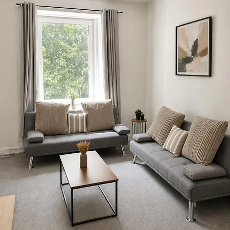 Parking - Sleep 3 - 1 Bedroom - Easy Access *