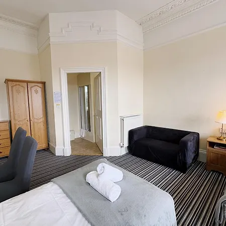 Full Bliss Guest house Edinburgh