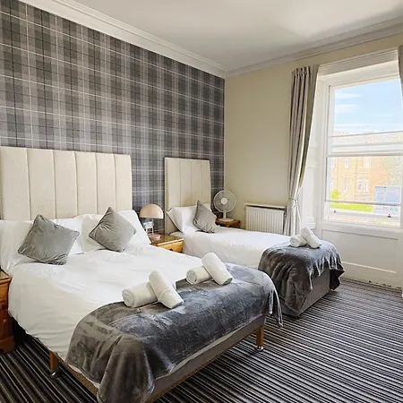 Guest house Full Bliss Edinburgh