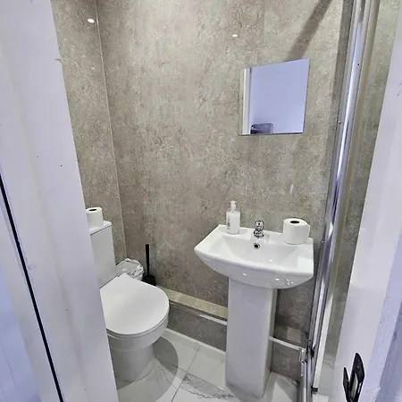 Edinburgh City Hotel