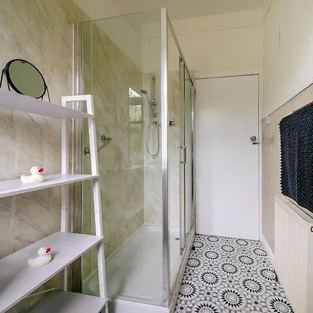 Durhams House Sleeps 7 5 Beds, Free Parking Ferienhaus