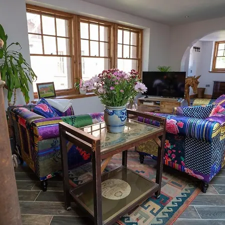 Cottage Edinburgh