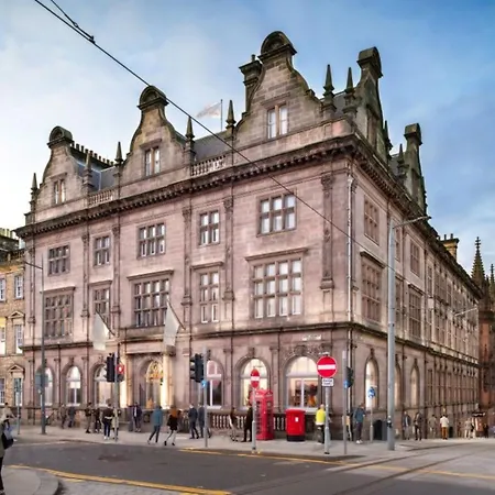 Clayton St Andrew Square, Hotell 4*