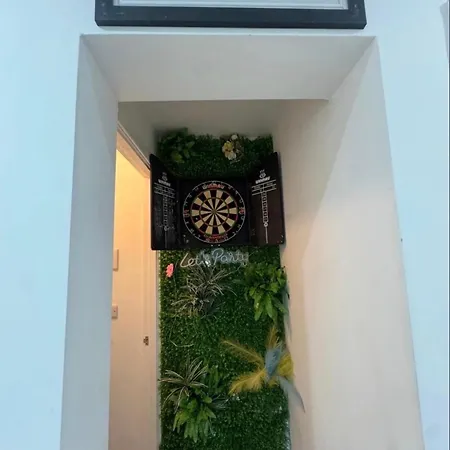 The House * إدنبرة