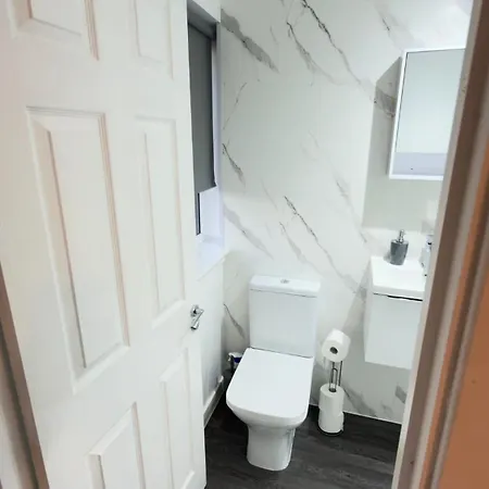 2 En-suite With Double Bed بيت ضيافة