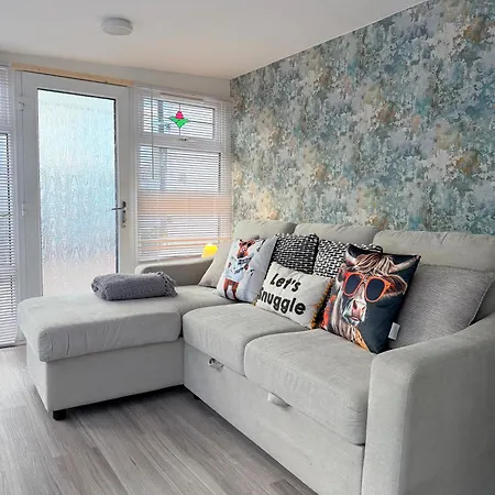 Vakantiehuis South Edin Family Haven 2 & Courtyard *
