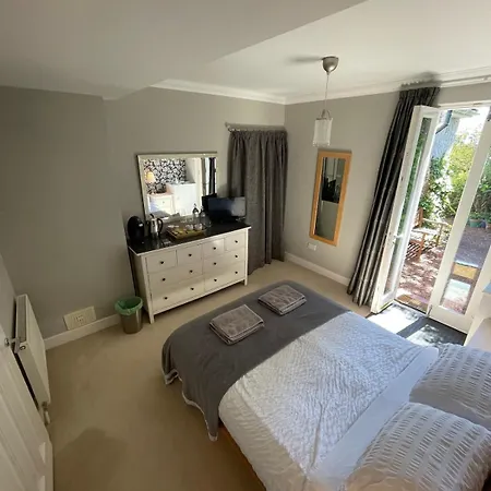 Private En-suite Room, Self Check In 3*
