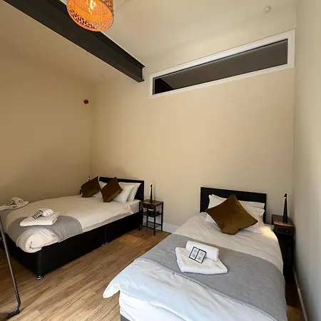 The Holyrood Mega-quarters Appart hôtel 3*