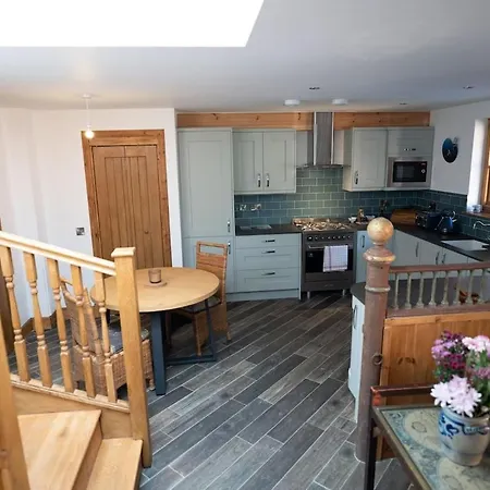 Cottage Edinburgh