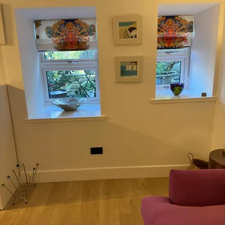 The Warren, Cosy Idyllic Charming Features Сasa de vacaciones