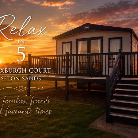 5 Roxburgh Court פארק נופש