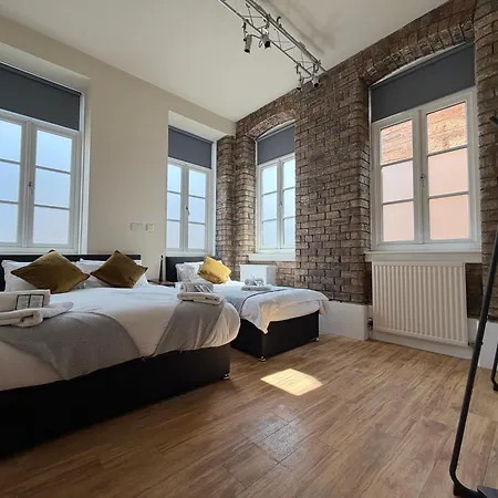 The Holyrood Mega-quarters Appart hôtel 3*