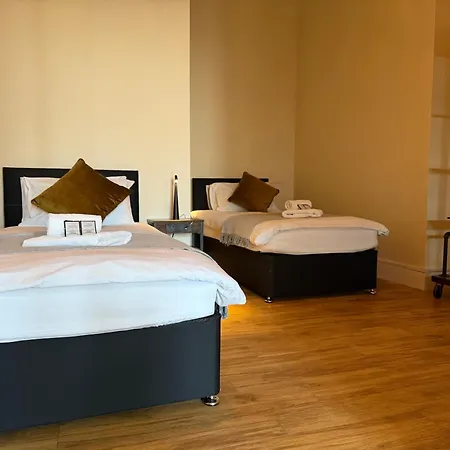 The Holyrood Mega-quarters Appart hôtel 3*