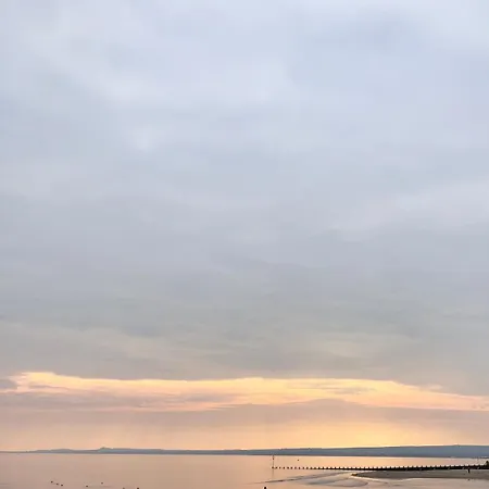 ゲストハウス Edinburgh Beach
