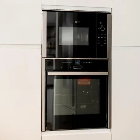 Modern Family House Sleeps 5 Free Parking - Pass The Keys Edinburgh