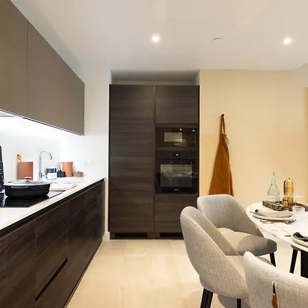 The Mcewan Aparthotel 3*