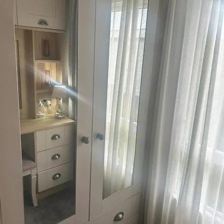 5 Roxburgh Court פארק נופש *