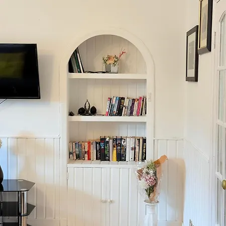 Vakantiehuis South Edin Family Haven 2 & Courtyard *