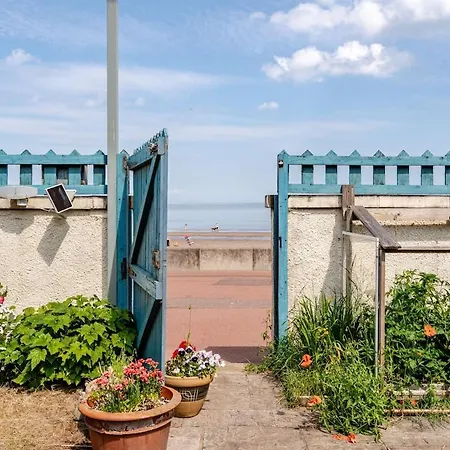 Pensionat Edinburgh Beach *