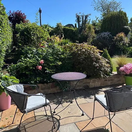 Peaceful With Garden & Space *