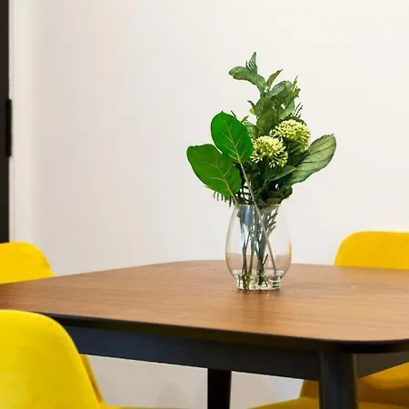 The Urban Nest - Vibrant 3 Bed With Garden إدنبرة