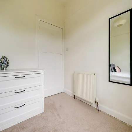 Durhams House Sleeps 7 5 Beds, Free Parking Ferienhaus *