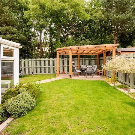 Ferienhaus Modern Family House Sleeps 5 Free Parking - Pass The Keys Edinburgh
