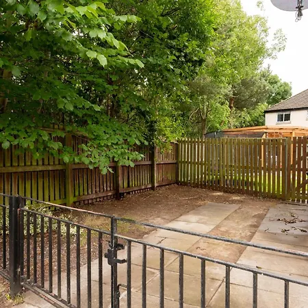 펜션 Modern Family House Sleeps 5 Free Parking - Pass The Keys *