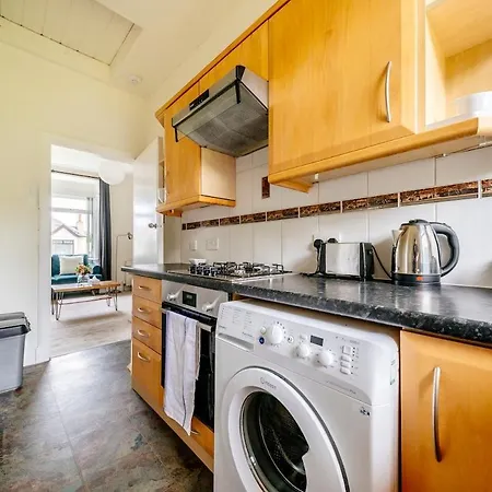 Ferienhaus Durhams House Sleeps 7 5 Beds, Free Parking Edinburgh