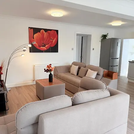 South Edin Family Haven 2 & Courtyard Сasa de vacaciones Edimburgo
