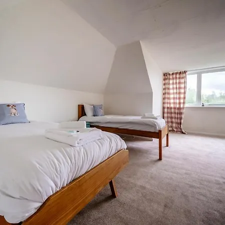 Durhams House Sleeps 7 5 Beds, Free Parking Сasa de vacaciones